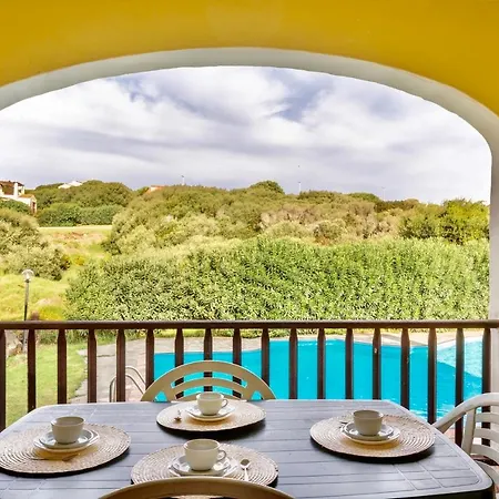 Villas With Air Conditioning And Shared Pool, Just A Few Minutes From La Pelosa